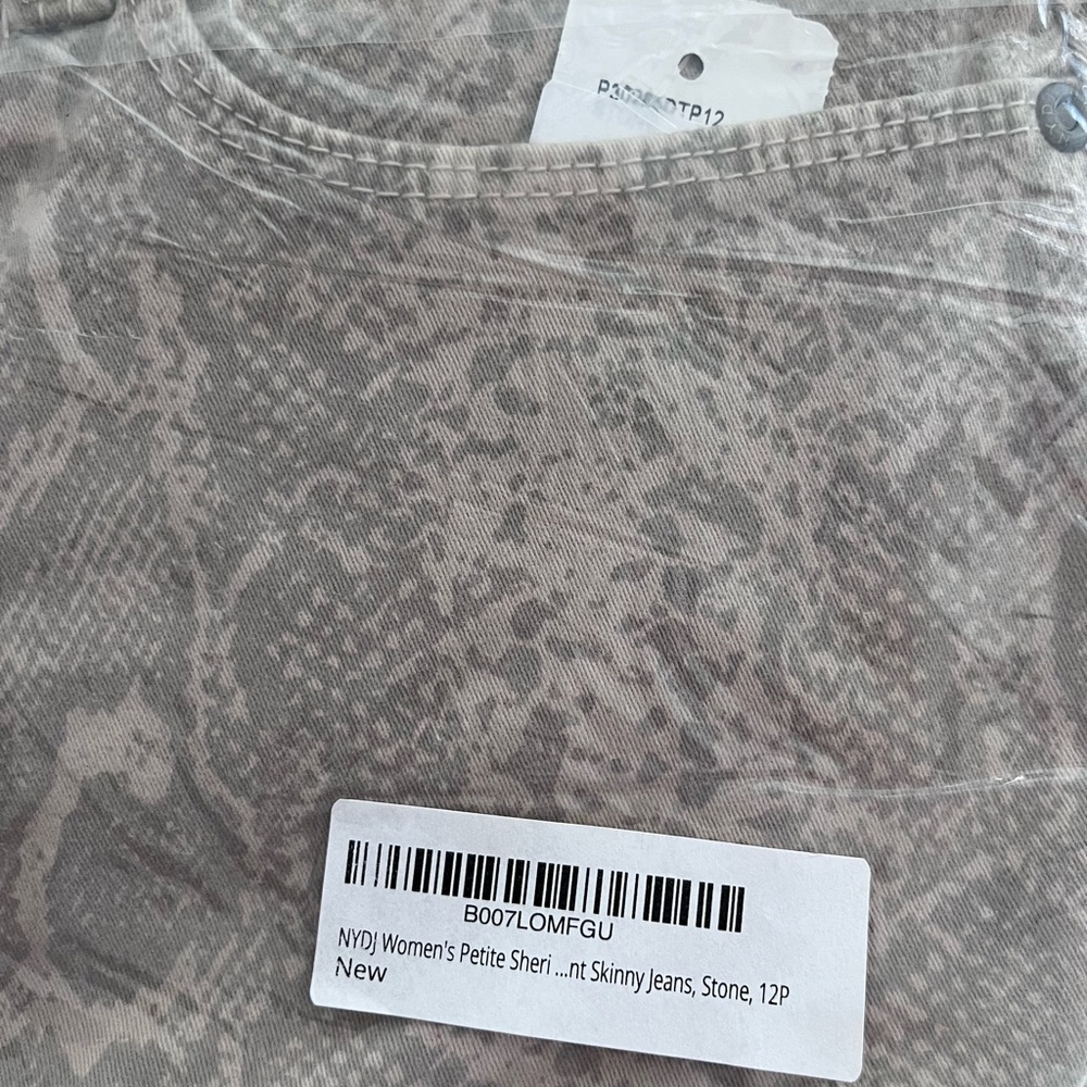 NWT NEW NYDJ Sheri Skinny Slim Jeans Stone Tan Beige Python Snake Print Women’s - Picture 8 of 8